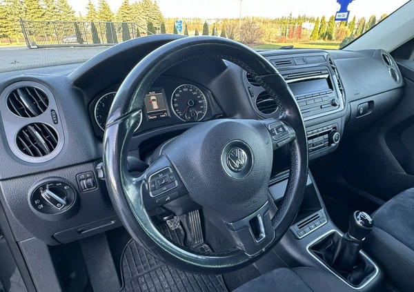 Volkswagen Tiguan cena 52900 przebieg: 195000, rok produkcji 2012 z Puławy małe 379